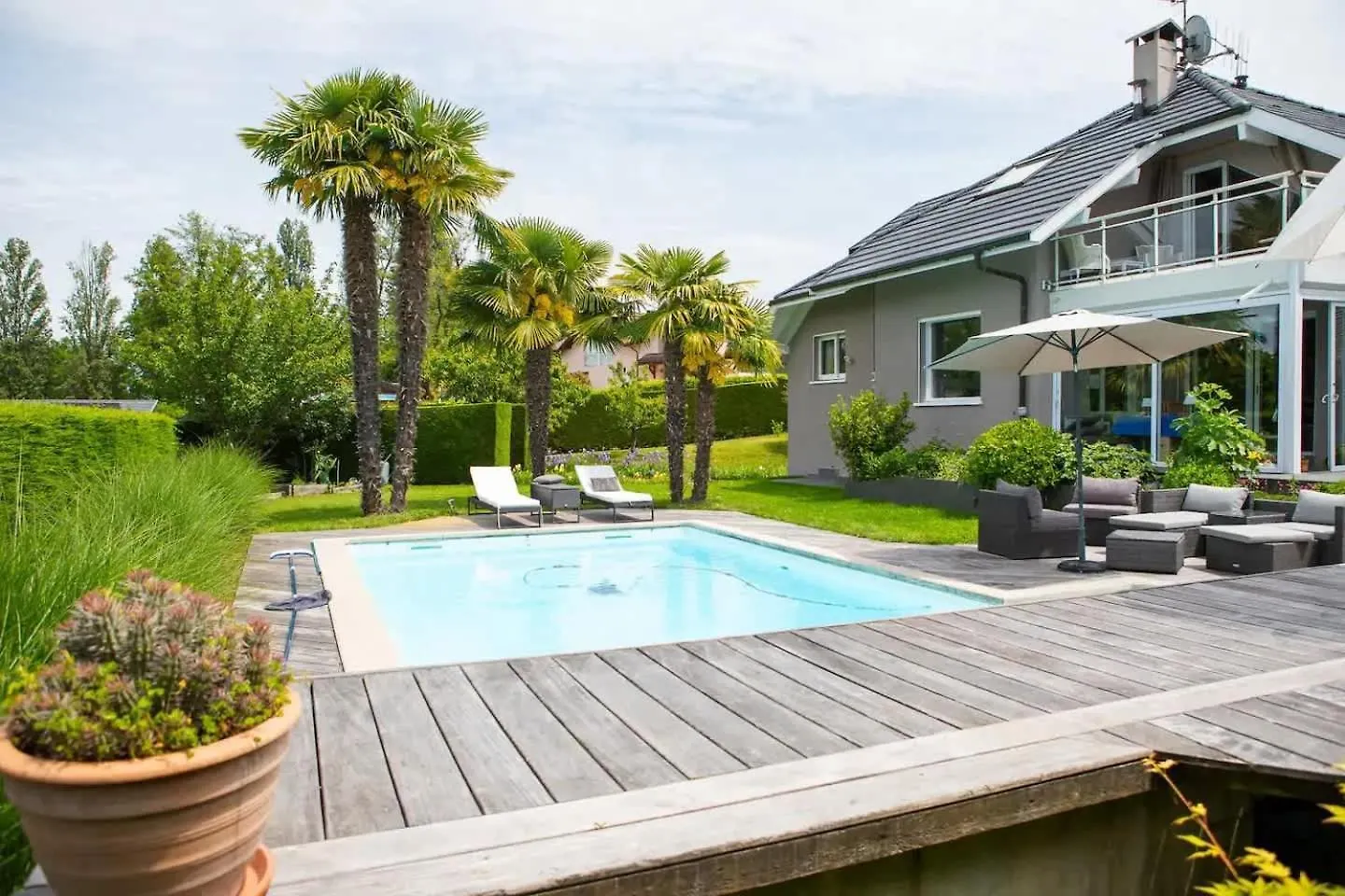 Villa Nernier, Piscine Privee Et Acces Direct Au Lac