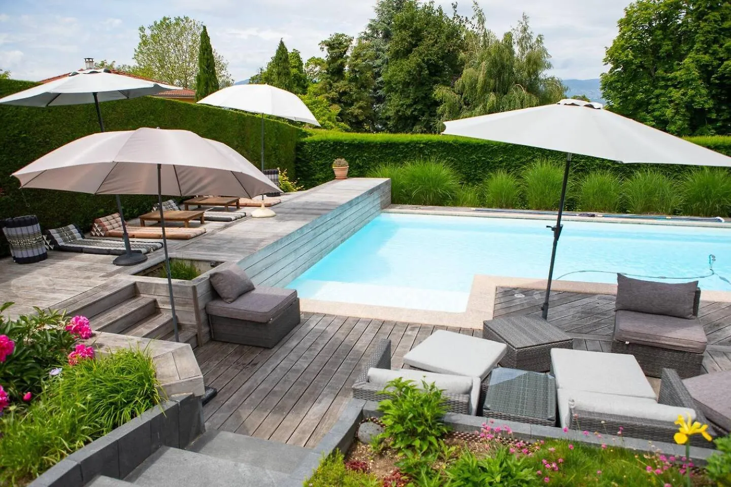 Villa Nernier, Piscine Privee Et Acces Direct Au Lac France