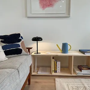 Appartement Duplex « les Pieds Dans L'eau », Nernier